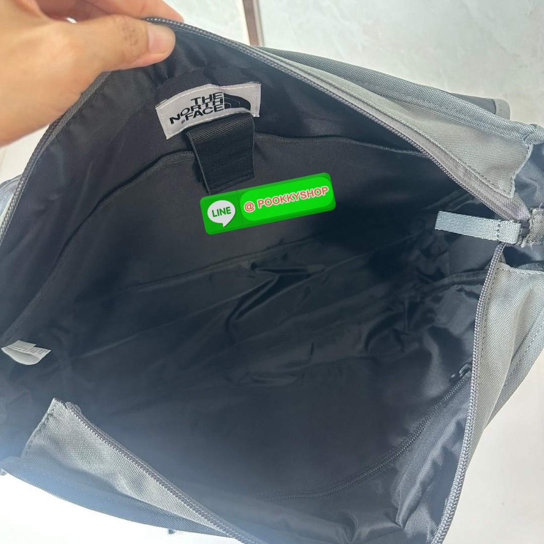 he North Face SUPER MESSENGER BAG L NN2PQ00J BLACK UNISEX 🔖กระเป๋าสะพายข้างมัลติฟังก์ชั่น! ทันสมัยและใช้งานได้หลากหลาย Item ที่ต้องมีเมื่อออกไปข้างนอก! ใช้งานได้จริงและมีสไตล์อเมริกันเทห์สุดๆ สามารถใช้ได้ทั้งผู้หญิงผู้ชาย สะพายไปทำงานไปเรียน เที่ย