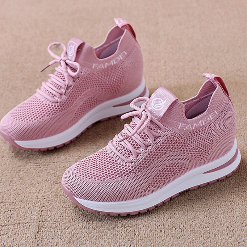 แบบเข้าใหม่ HOT FASHION แฟชั่นเสริมส้นมาแรง!! รองเท้าสลิปออนเสริมพื้น 5c.m. แต่งเชือกผูก ทรงสโลป วัสดุเนื้อผ้ายืดกระชับเท้า เนื้อหนาคุณภาพดี ระบายอากาศ ขอบยางยืดเพิ่มความยืดหยุ่นในการสวมใส่ ใส่แล้วดูขาเรียวยาวสุดๆไปเลย ตัวพื้นรองเท้าเป็นยางพารากันลื่นได้ด