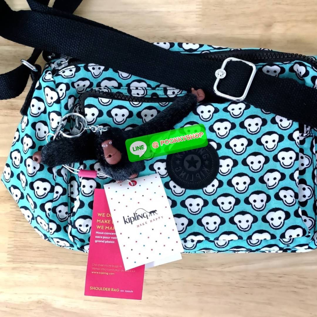 KIPLING RETH CROSSBODY BAG ซับในตาราง วัสดุ Nylon+polyester กระเป๋าสะพายข้างหรือ สะพาย Crossbody ได้ ช่องหน้าเปิด-ปิด ด้วยซิป พร้อมช่องแยกบ่อยด้านข้าง ช่องหลัก 2 ช่อง ด้านในโล่งกว้าง สามารถจุสัมภาระได้เยอะ พร้อมช่องซิปหลัง สายสะพายปรับระดับสั้น-ยาว ได้ fr