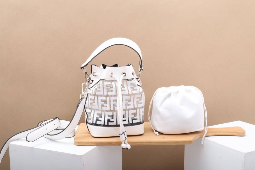 มาอีกรอบละจร้าา สวยกราบมากแม่.. ทนกระแสไม่ไหวจริงๆ ไม่มีไม่ได้แล้ว สวยเกร็งจนหายใจแทบไม่ออก งานสวยมาก ตัวพสาสติกใสอย่างหนา อะหลั่ยปั๊มทุกจุด รักเลยรุ่นนี้