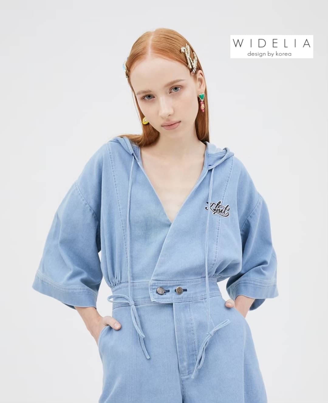 Jumpsuit>>งานดีขนาดนี้ไม่จัดไม่ได้แย้วววว ความสวยเราจัด เต็ม 💯 จั๊มยีนขาสั้นคอวีแต่งฮูดสวยแขนสั้นน่ารักสุดอ่ะ ตัวจั๊มติดกระดุมช่วงเอวเข้ารูปกระเป๋าสองข้าง หลังสม๊อคยีอได้จ้า คัตติ้งเป๊ะ บอกเลยมันสุดยอดจริงๆ ใส่เที่ยวถ่ายรูป รับรองน่ารักใช่ย่