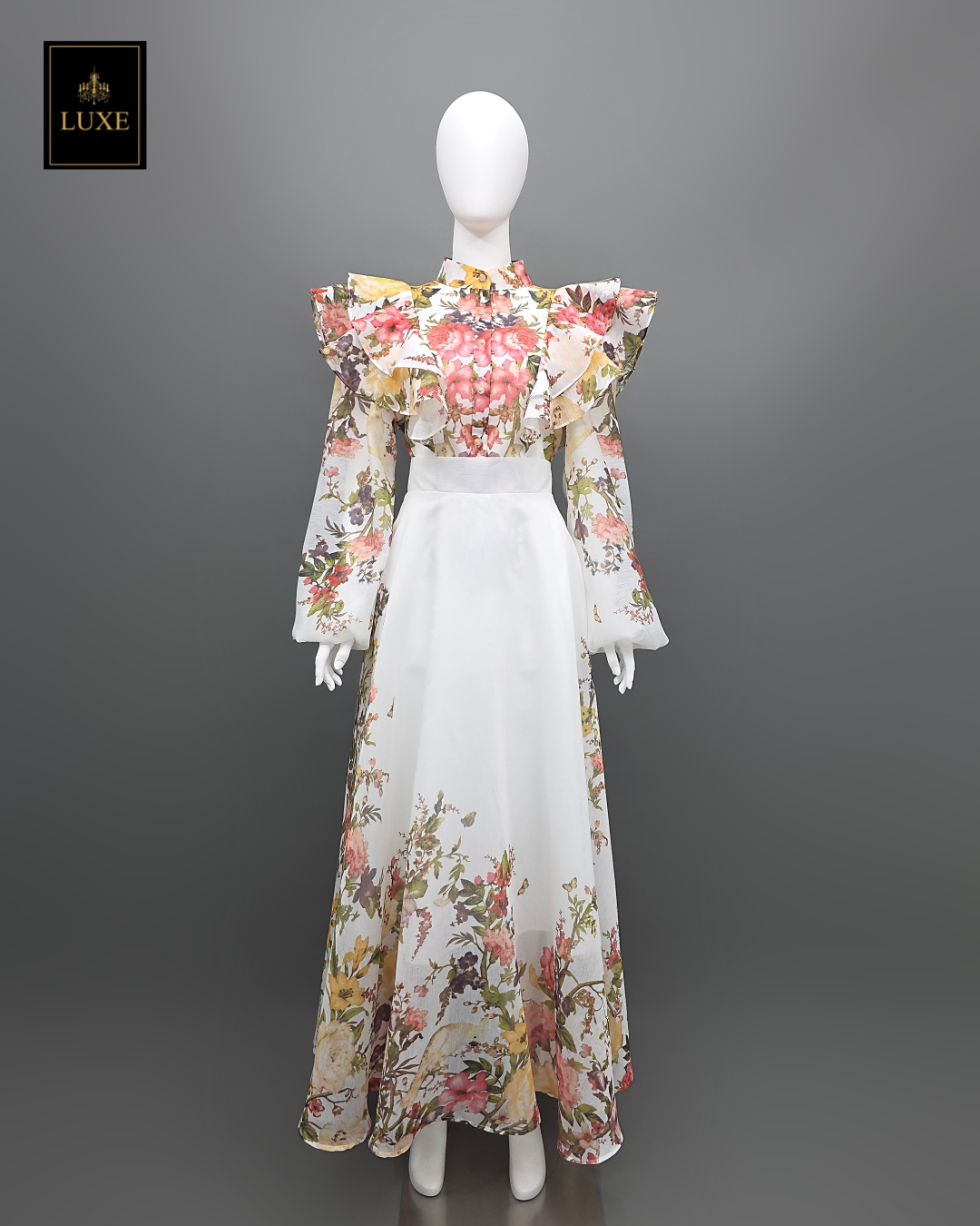 ชุดเซทแฟชั่น เซ็ตเสื้อคอกลมแขนยาว+กระโปรงยาว แต่งระบายตัวเสื้อหน้าและหลัง