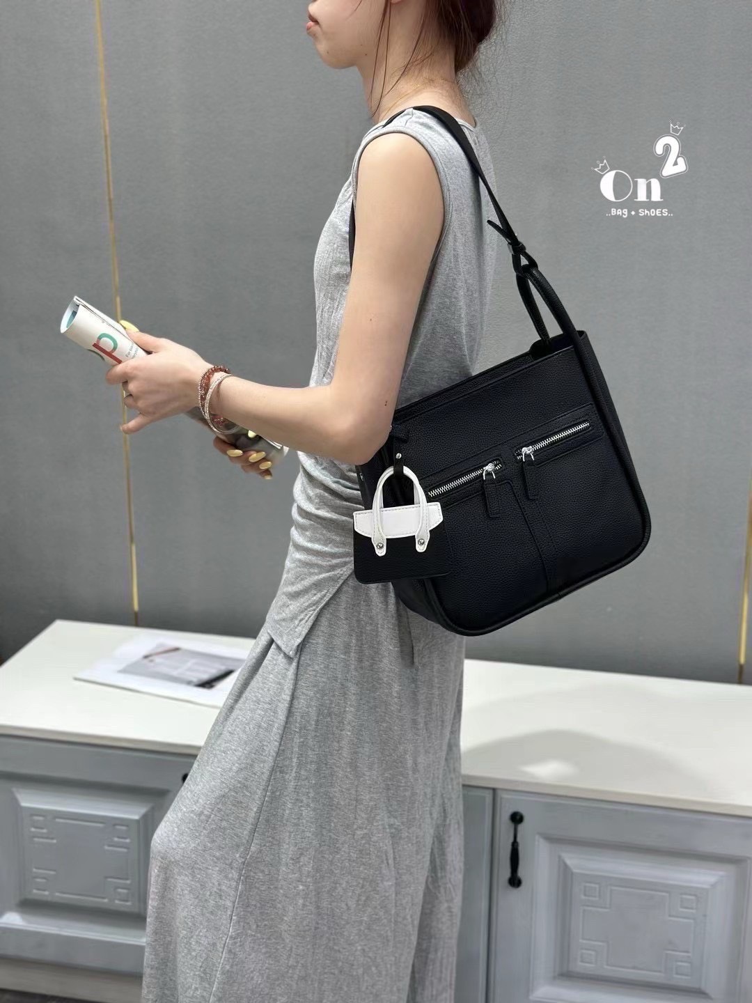 📣 Brick ซิปคู่ PU Bag 🔥 ▪️กระเป๋าสะพายไหล่ &สะพายข้าง วัสดุเป็นหนัง PU มีสายยาวให้ 1เส้น ทรงสวยมากก❤️