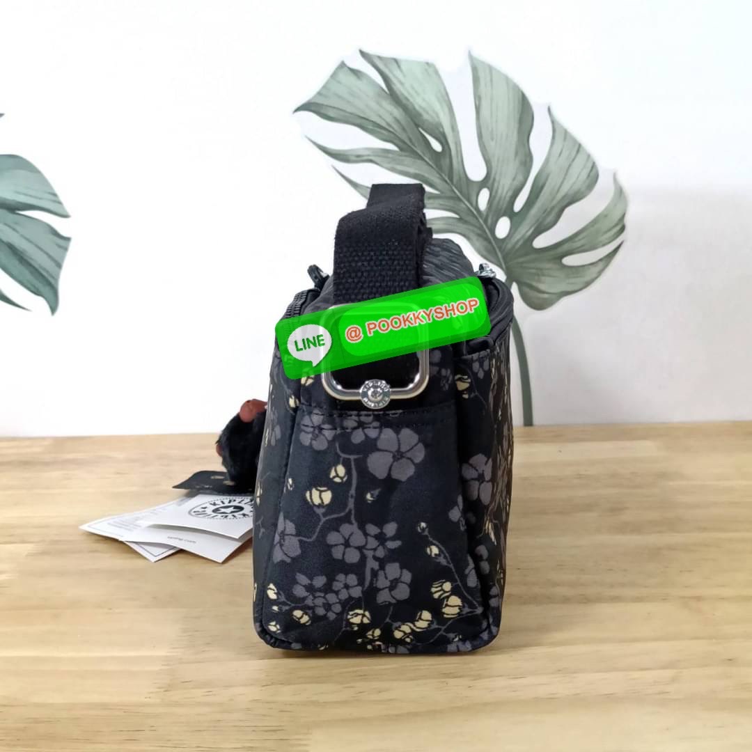 KIPLING Monkey program K16217 Seoul up sling bag รุ่น 3 ซิป สะพายข้าง ขนาดเล็กทรงสี่เหลี่ยมผืนผ้า วัสดุ Nylon 100% หลสกหลายฟังก์ชั่นใช้งาน ครบครันในใบเดียว