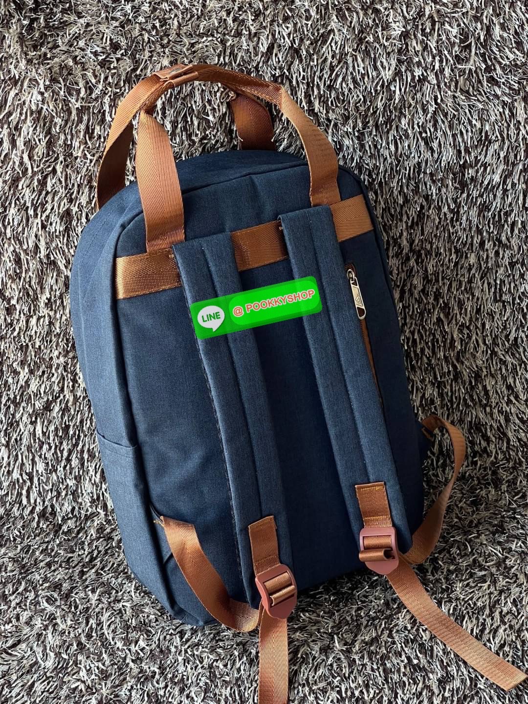 💕Adidas Classic Medium Backpack เป็นกระเป๋าเป้สะพายสามารถจุของได้ปานกลาง แต่มีช่องย่อยเพื่อให้สามารถจัดเก็บของได้อย่างเป็นระเบียบ เป็นกระเป๋าสุดคลาสสิกเพราะเป็นกระเป๋าดีไซน์เรียบง่าย เปิด-ปิดด้วยซิปรูด มาพร้อมกับซิปช่องเล็กด้านหลังช่วยให้หยิบของจา