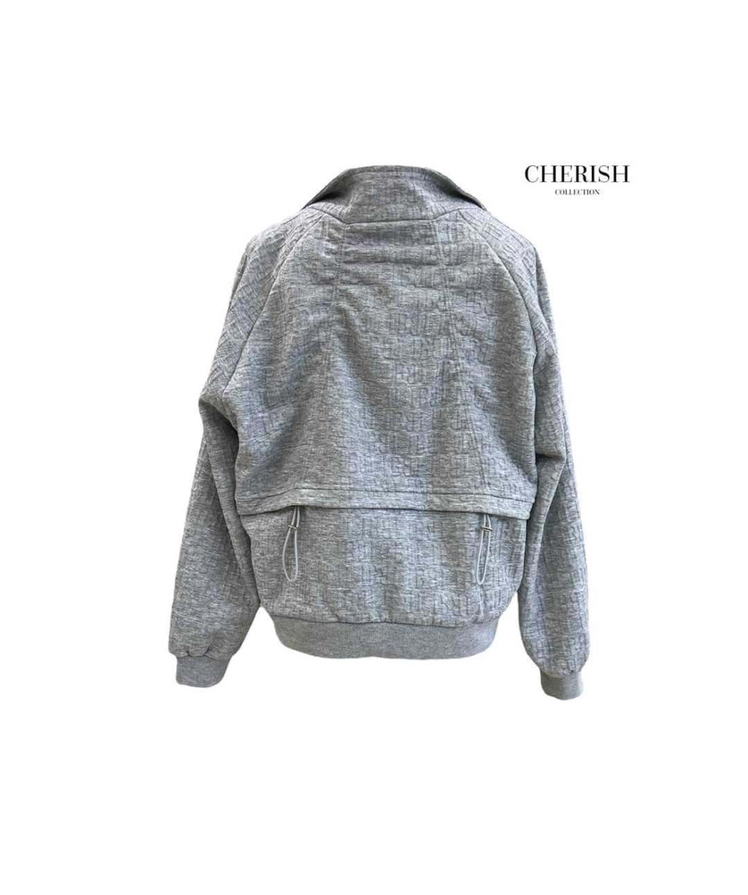 เสื้อคลุมคอปกแขนยาว เนื้อผ้า knit ผสม cotton บุซับในอย่างดี ใส่อุ่นๆ ไม่ทิ้งความน่ารักลุคคุณหนู เนื้อผ้าดูแพง สวมใส่ได้ง่าย แมทช์คู่กางเกงยีนต์ขาสั้นรองเท้าผ้าใบเก๋ๆ หรือ จับคู่ยีนต์ขาเดฟ+รองเท้าบูททรงสูง ลุคไหนก็รอดค่ะ