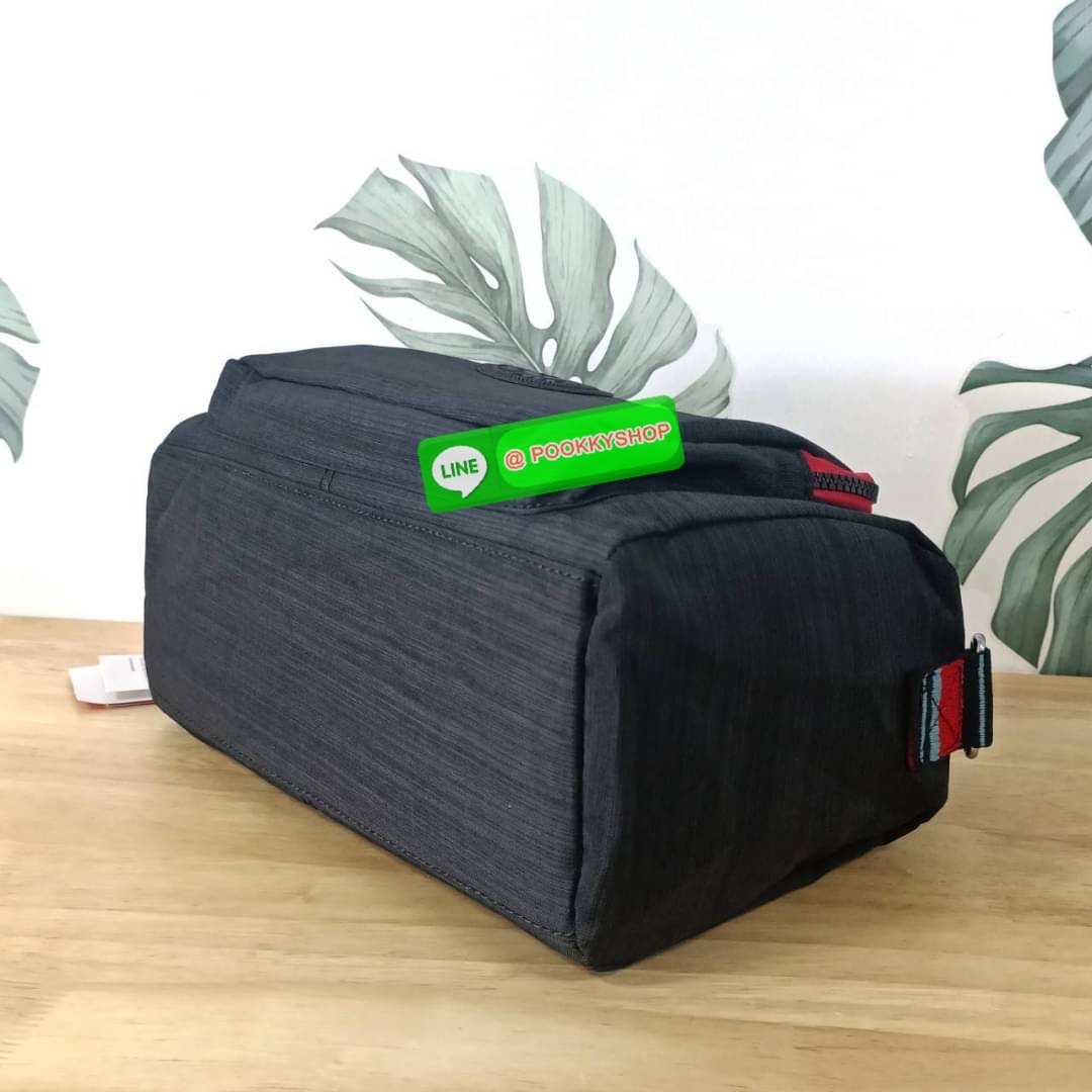 KIPLING RETH CROSSBODY BAG ซับในตาราง วัสดุ Nylon +polyester กระเป๋าสะพายข้างหรือ สะพาย Crossbody ได้ ช่องหน้าเปิด-ปิด ด้วยซิป พร้อมช่องแยกบ่อยด้านข้าง ช่องหลัก 2 ช่อง ด้านในโล่งกว้าง สามารถจุสัมภาระได้เยอะ พร้อมช่องซิปหลัง สายสะพายปรับระดับสั้น-ยาว ได้ f