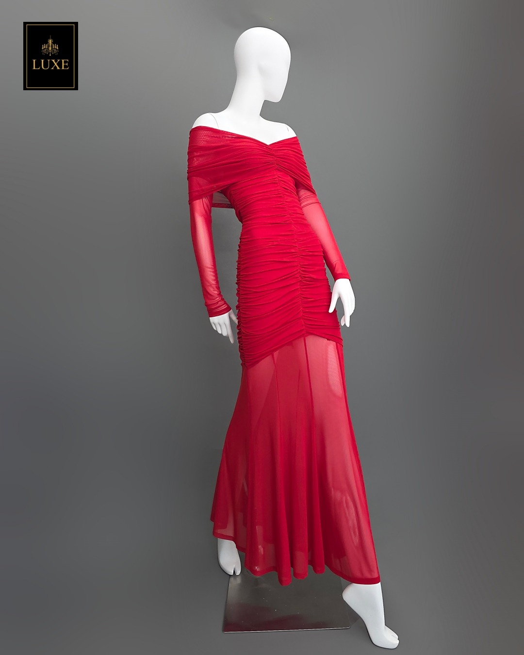 เดรสแฟชั่น แม็กซี่เดรส เสื้อแขนยาวเปิดไหล่ ดีเทลจับเดรป