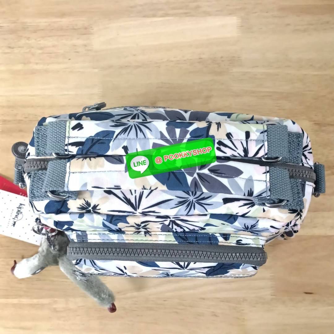 KIPLING Square Handbag & Shoulder bag กระเป๋าถือหรือสะพายข้าง ขนาดกลาง วัสดุ Polyester 100%