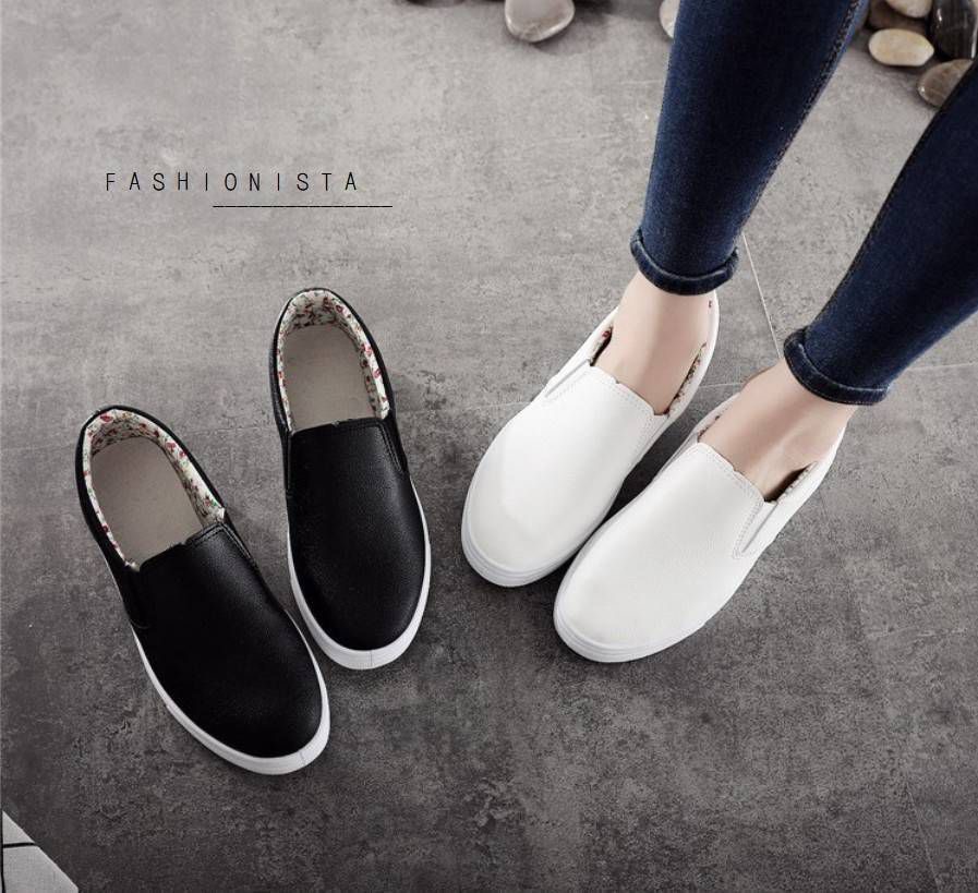 สลิปออนแบบหนังนิ่ม ใส่สบาย คล่องตัว งานสวยพร้อมส่งค่ะ รองเท้าแฟชั่นชิคๆ แต่งขอบยางยืดด้านข้าง เน้นความสบายในการสวมใส่ พื้น 1นิ้ว ใส่ง่ายเดินไม่เมื่อย ดีไซน์เน้นความเรียบง่ายใส่แมชเสื้อผ้าได้ทุกแนวจ้าา มีไว้ได้ใช้แน่นอน