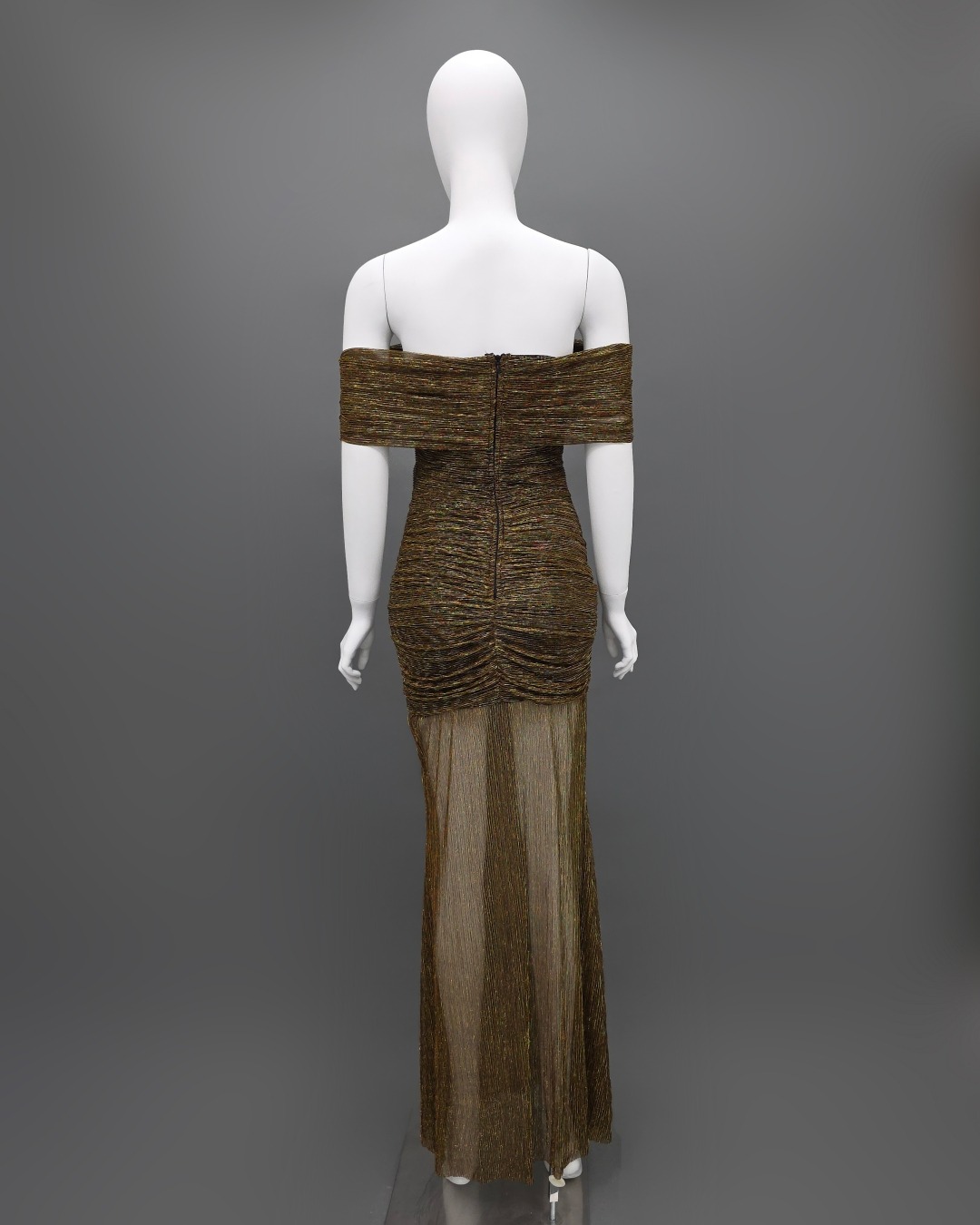 เดรสแฟชั่น แม็กซี่เดรสเปิดไหล่ กระโปรงยาว