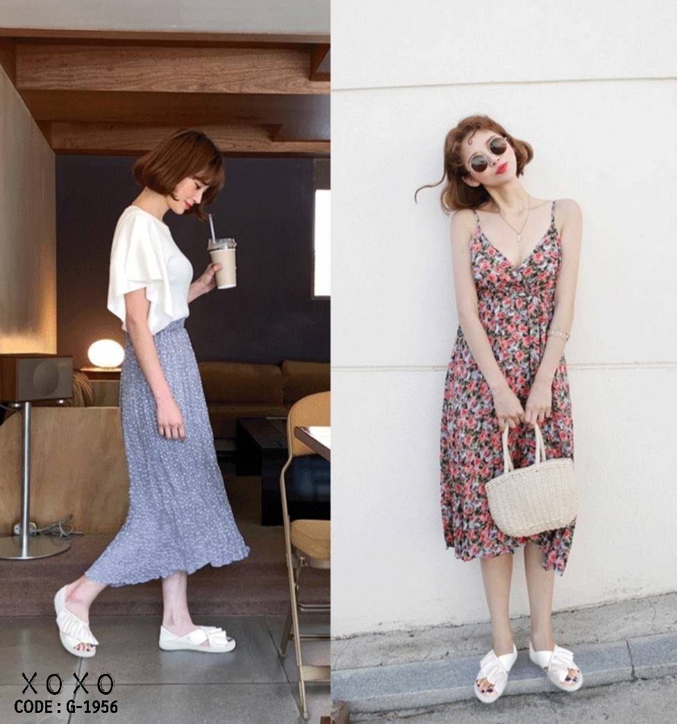 สินค้าพร้อมส่ง Style : เกาหลี แตะชิล สไตล์เกาหลี พื้นนุ่ม โดนน้ำได้ ด้านหน้าไค้วขยัก ด้านหลังพับได้เหยียบส้น วัสดุพื้นยาง PU วัสดุบนเป็นผ้า