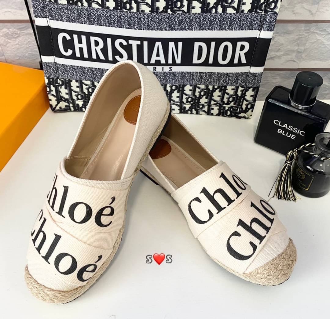 พร้อมส่ง คัชชูใหม่ล่าสุด งานผ้าแคนวาส ซับหนังนิ่มๆ สวยมาก แกรนมาก น่ารักมาก ใส่แล้วดูเด่นมาก