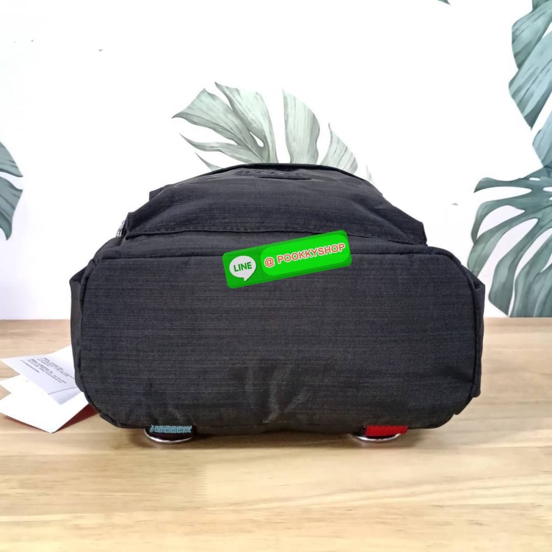 KIPLING 3 WAYS MINI BACKPACK ซับในลายตาราง กระเป๋าสะพาย 3 Ways รุ่นใหม่ วัสดุ Nylon & Polyester 100% หูหิ้วหนังปั๊มชื่อแบรนด์ สายสะพายยาวเลื่อนปรับได้ free size และ สามารถถอดได้ สามารถถือหรือสะพายได้ จะสะพายไหล่ สะพายเฉียง Crossbody หรือจะคล้องสายเป็นเป้ส