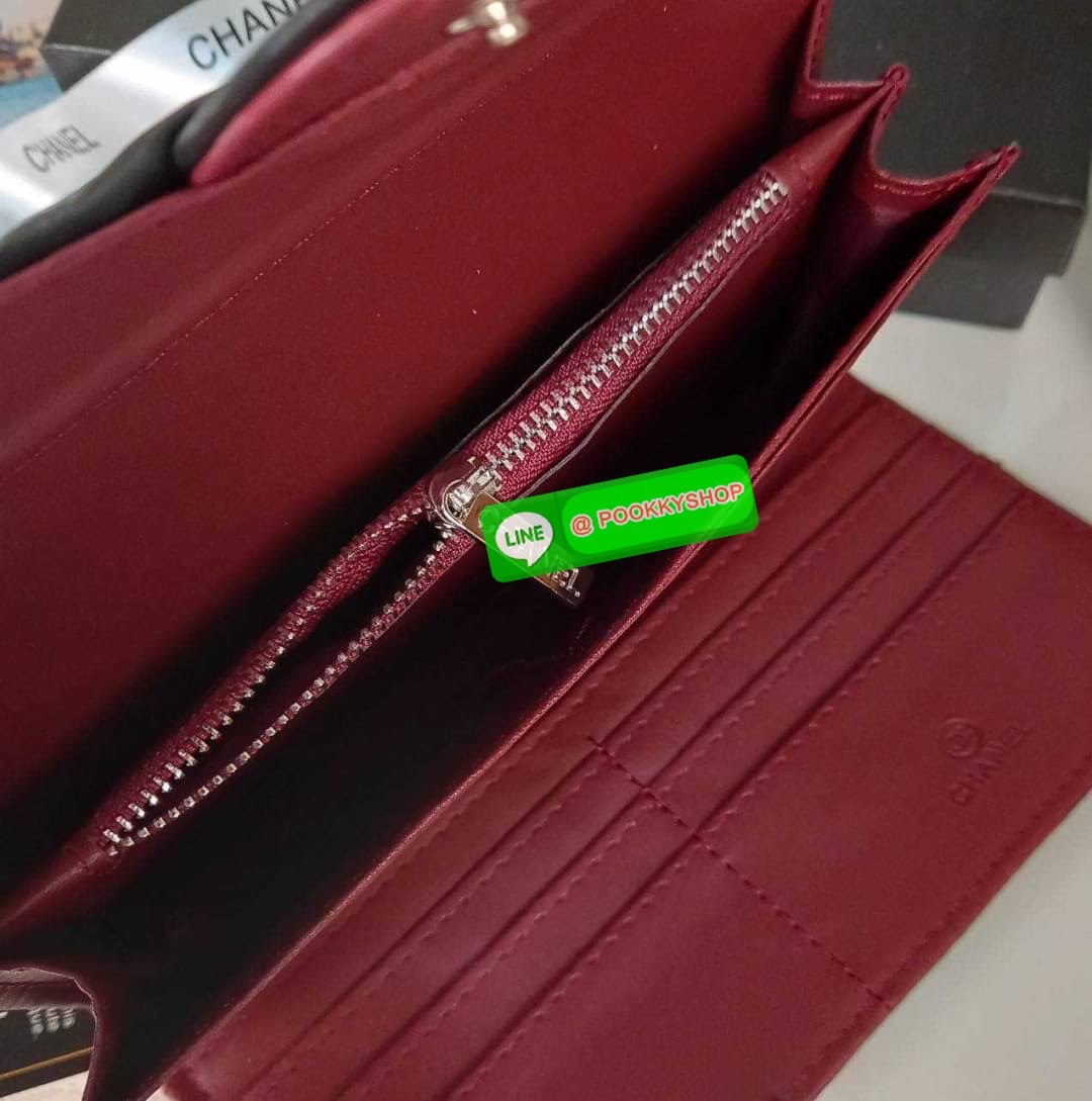CHANEL ZIP LONG WALLET (CH366) VIP GIFT WITH PURCHASE (GWP) พรีเมี่ยมกิ้ฟ Limited Edition จาก CHANEL Duty Free **กระเป๋าสตางค์ใบยาว แบบพับ 3 ตอน ใช้งานแบบจุใจมาก ทรงสวย หรูหราอย่างมีระดับ ขนาดเหมาะมือ หยิบจับง่าย ภายในมีช่องใส่บัตร ธนบัตร และสามารถใส่เหรี