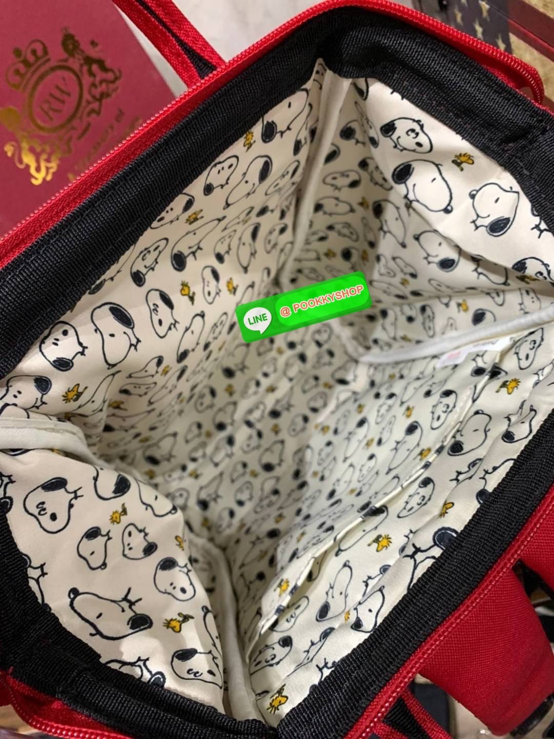 ANELLO x Peanuts Backpack (Size Kids) os-s043 ได้ Collaboration หรือเป็นการร่วมงานกับตัวการ์ตูนสุดคลาสสิคอย่าง Peanuts มานำเสนอโดยเอาคาแลคเตอร์ ในการใช้ชีวิตประจำวัน ที่เหมาะสม มาวางบนตัวกระเป๋า กระเป๋า anello (อเนลโล่) กระเป๋าเป้แบรนด์ของญี่ปุ่น ที่มีเอก