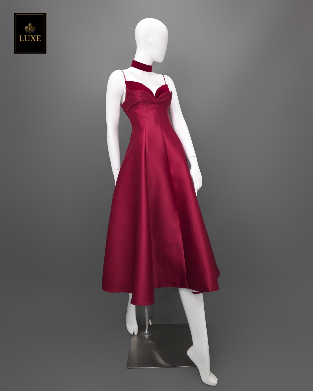 เดรสแฟชั่น เดรสเสื้อสายเดี่ยว ดีเทลหน้าอกโค้ง ซ้อน2เลเยอร์ กระโปรงบานทรงวงกลม