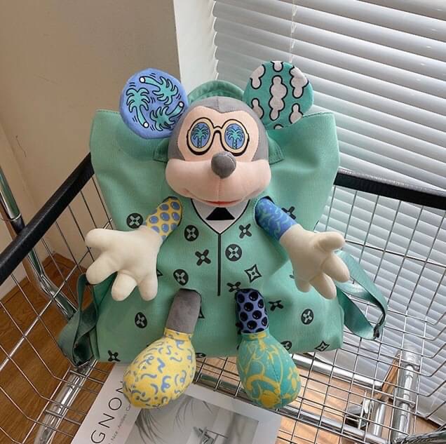 พร้อมส่ง เป้ตุ๊กตาใบใหญ่ สวยมาก น่ารักสุดๆ ไม่มีใครเหมือน และไม่เหมือนใคร สะพายเก๋ๆ งานคุณภาพสูง เนื้อผ้าหนา ตุ๊กตาแน่น ไปไหนก็เด่น ใครๆก็ต้องสะดุดมอง