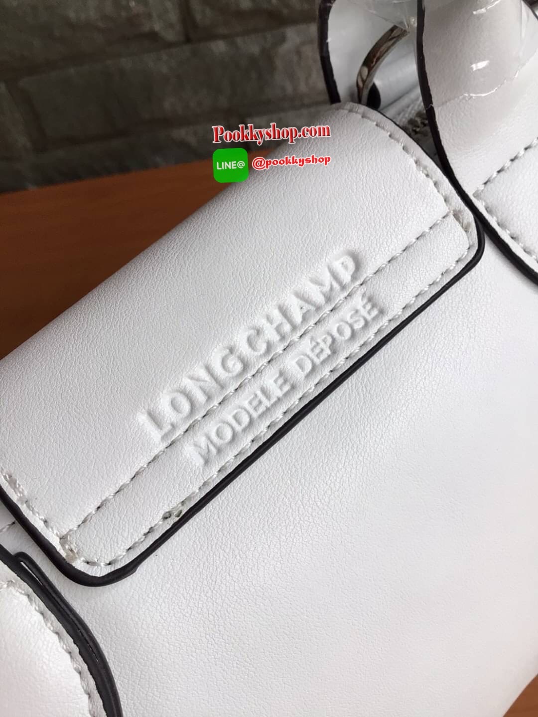 🚚 พร้อมส่ง 🚚 LONGCHAMP X POKE’MON TOP HANDLE BAG XS ขนาด มินิ รุ่น 1500 Collection LE PLIAGE CUIR Fall/ Winter เรียบหรูอย่างฝรั่งเศสกับความน่ารักคาวาอิแบบญี่ปุ่นมาผสม ซึ่งจะเป็นการนำเอาลวดลายพิคาชูมารังสรรค์ลงในกระเป๋าสุดคลาสสิกของแบรนด์ ก