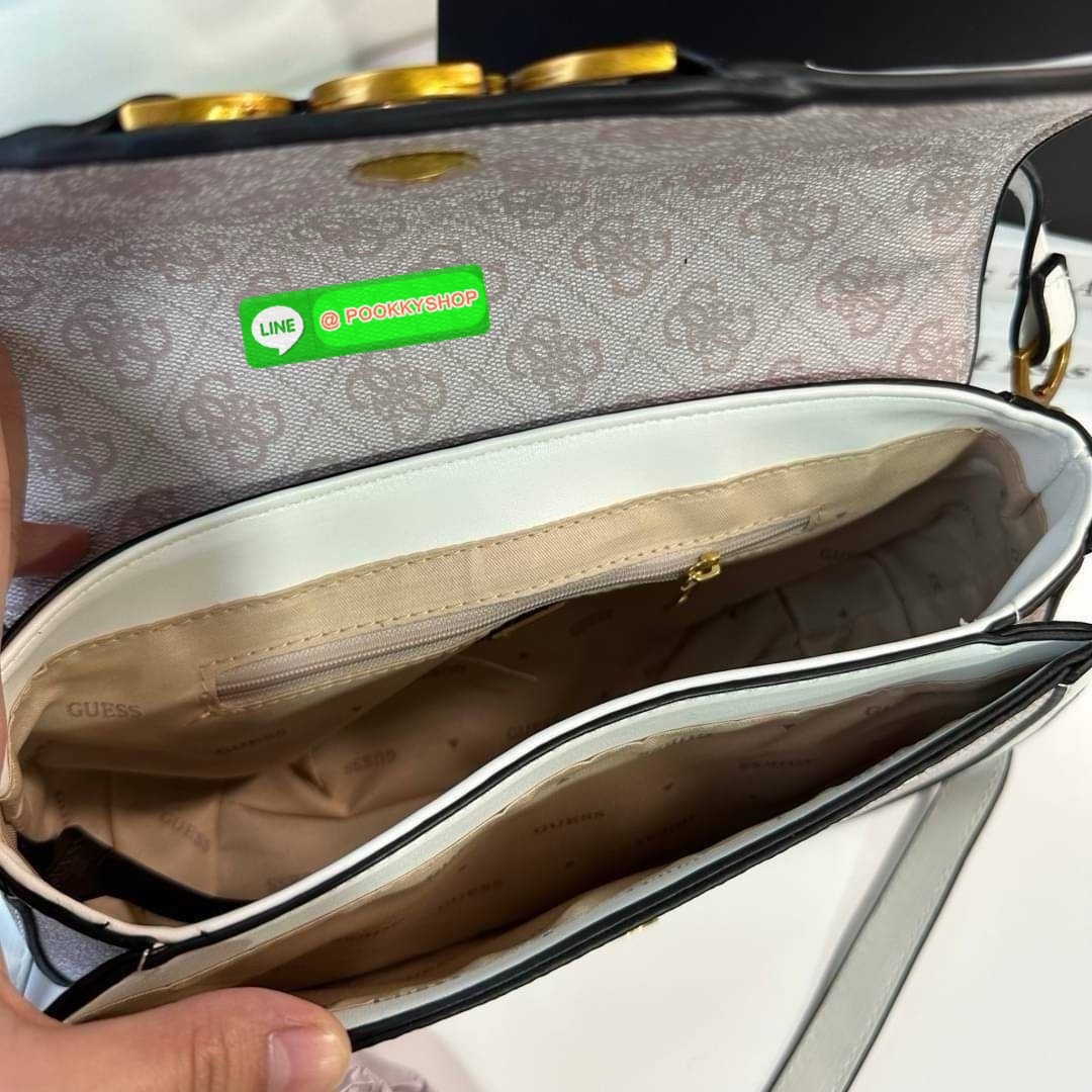 กระเป๋าเกรส Guess สะพายข้าง