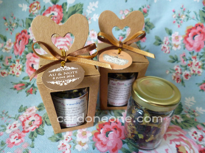 ของชำร่วยชาดอกอัญชันใส่กล่อง