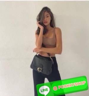 COACH SOFT TABBY SHOULDER BAG ((C4823)) 📣พร้อมส่ง รุ่นฮิต นาทีนี้ที่สาวๆต้องมีค่ะ! สุดคุ้ม! กับกระเป๋าหิ้ว//คล้องไหล่//สะพายข้างได้ หนังแท้เรียบ หรูดูสวยค่ะ เปิดปิดกระเป๋าแบบกระดุมแม่เหล็ก ประดับอะไหล่โลโก้ตัวใหญ่สวยมากๆ ภายในกระเป๋าสามารถใส่กระเป