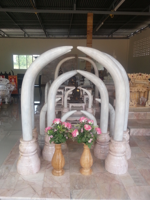 งาช้างคู่ หินอ่อน ขนาดสูง 150 ซ.ม.