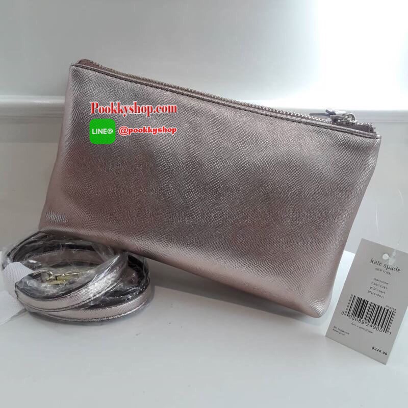 BEST SELLER!! KATE SPADE 2 ZIPS CROSSBODY BAG กระเป๋าสะพายครอสบอดี้ ทรงน่ารัก เปิดปิดกระเป๋าด้วยซิป2ช่อง ด้านในมีช่องซิป อีกด้านมีช่องใส่ของ หนังนื่ม นุ่มมือ สายสะพายเลื่อนปรับระดับได้ สามารถใส่กปต.ยาว ได้พอดีน้าา บอกเลยว่า เริ่ดมากจริงๆ คุ้มค่าราคาที่สุด