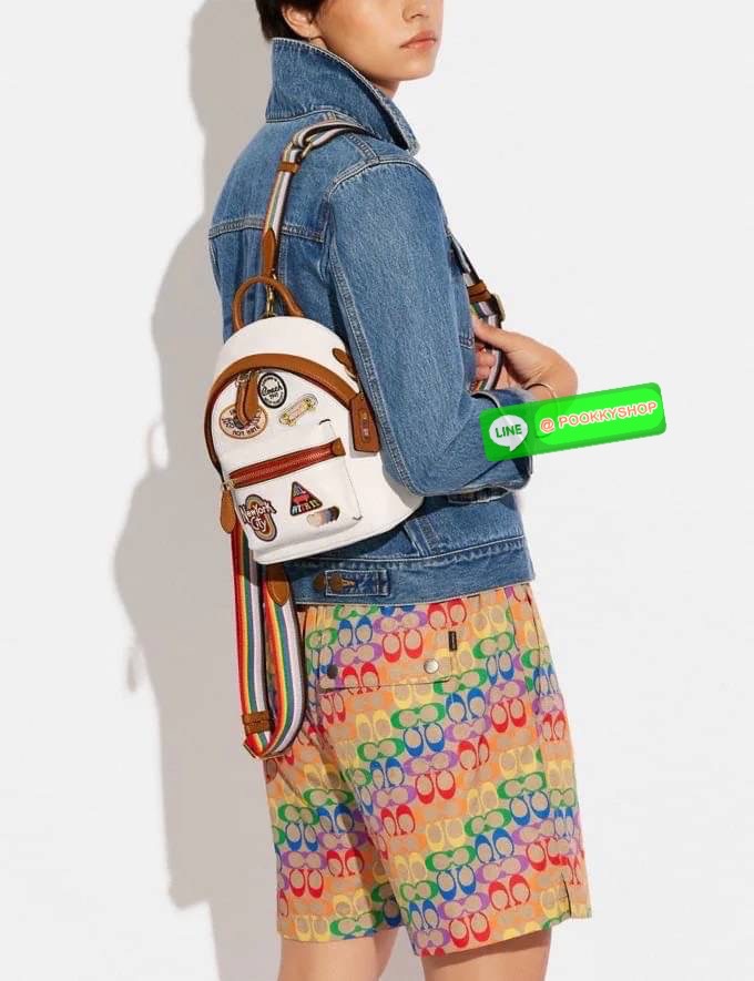 COACH CHARER BACKPACK WITH PATCHES ((CA137)) 🌈หลงรักเธอมากมาย เอาอะไรมาแลกก็ไม่ยอมจ้า🥱 ❣️กระเป๋าสะพายแบบมรหูหิ้ว วัสดุหนังแท้อย่างดี ลายหนังสวยมากๆ ละมุนมือมากๆค่ะ ❣️รุ่นนี้สามารถสะพายแบบเป้ได้//สะพายเฉียงด้านหลังได้//คาดมาด้