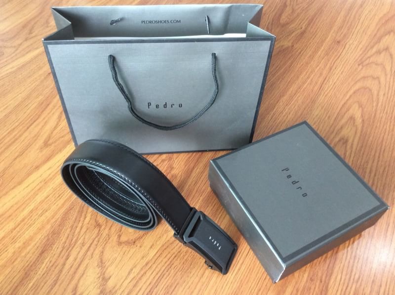 DON'T MISS! PEDRO MEN LEATHER BELT (Free Size) เข็มขัดหนังรุ่นใหม่ล่าสุดจาก PEDRO MEN หัวเข็มขัดโลหะอะไหล่ดำ แบบเรียบ โลโก้แบรนด์ที่หัวเข็มขัด คุณภาพดีตามแบบฉบับของแบรนด์ สายเข็มขัดหนังเรียบสีดำ สายปรับใช้เข้าได้กับทุกชุด มาพร้อมกล่องและถุงกระดาษแบรน