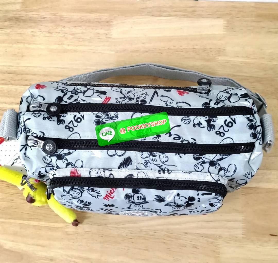 KIPLING RETH CROSSBODY BAG ซับในตาราง วัสดุ Nylon +polyester กระเป๋าสะพายข้างหรือ สะพาย Crossbody ได้ ช่องหน้าเปิด-ปิด ด้วยซิป พร้อมช่องแยกบ่อยด้านข้าง ช่องหลัก 2 ช่อง ด้านในโล่งกว้าง สามารถจุสัมภาระได้เยอะ พร้อมช่องซิปหลัง สายสะพายปรับระดับสั้น-ยาว ได้ f