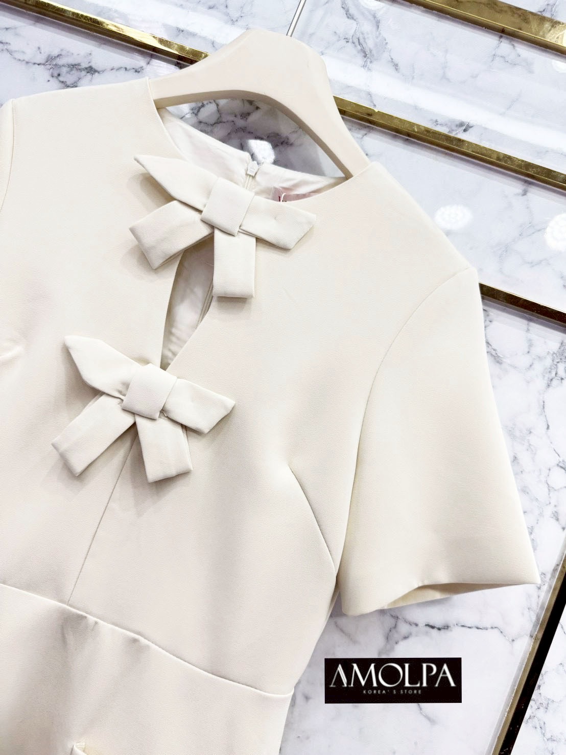 DRESS VALENTINO 1:1 HI-END ทรงสวย เป๊ะ ใส่แล้วสวยเข้ากันลงตัวมากๆค่ะ ไม่ผิดหวังแน่นอนนนนค๊า ห้ามพลาดเลยน้า