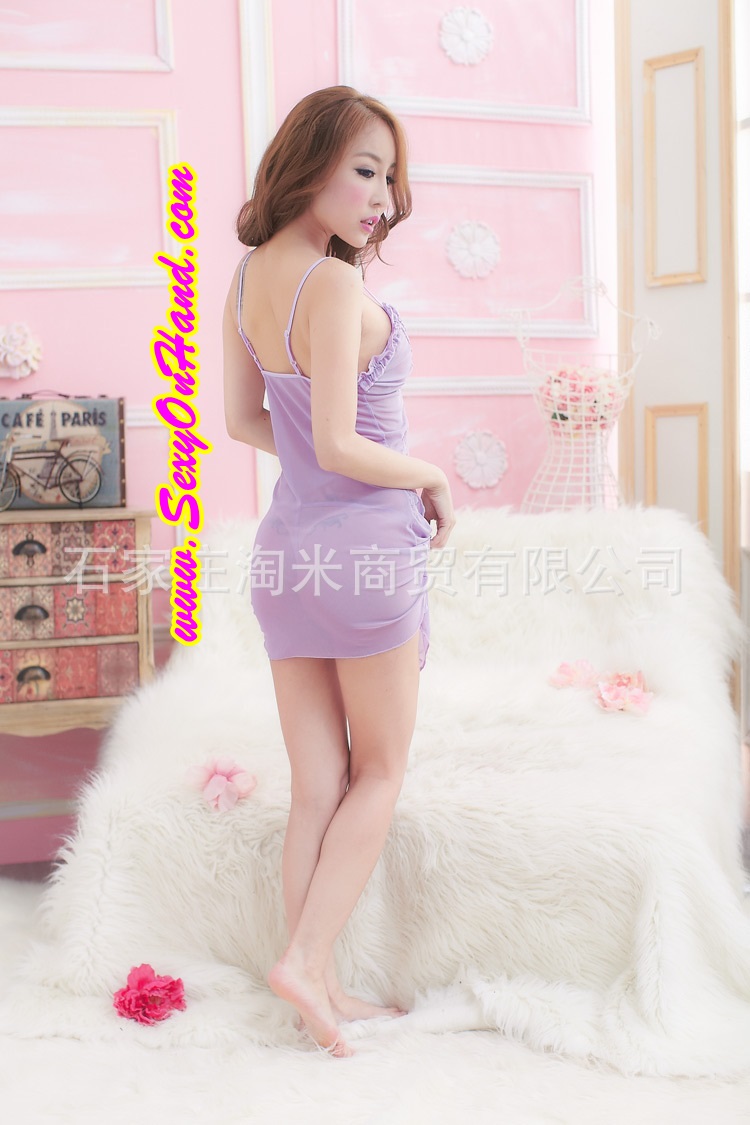 ชุดนอนเซ็กซี่ ชุดนอน ซีทรู สายเดี่ยว สีม่วงอ่อน แต่งระบายชาย และลูกไม้ซีทรู ช่วงลำตัว เนื้อผ้าสวย มีน้ำหนัก เซ็กซี่เย้ายวนสุดๆคะ+G-string