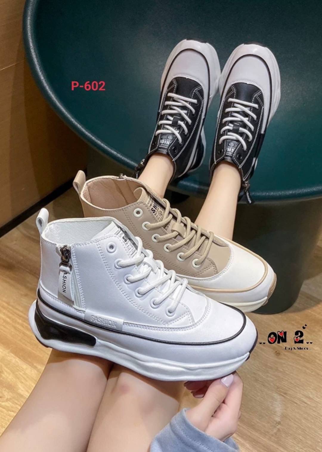 งานมาใหม่ค่ะ...รองเท้าผ้าใบส้นตึกแบบผู้เชือกหุ้มข้องานสไตล์แบรนด์พร้อมส่ง3สีงานสวยน่ารักทั้งทุกสีสีคุ้มโทนใส่เข้ากับชุดได้ง่าย เรียบๆเก๋ๆใส่ได้ตลอดๆไม่มีเบื่อ น้ำหนักเบาใส่สบายใส่แล้วสวยใส่แล้วสูงขาดูเรียวยาว
