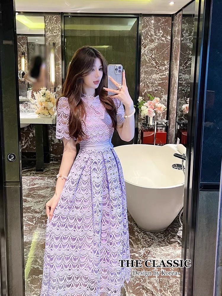 เดรสแฟชั่น เดรสลูกไม้ยาวคอปีนใช้ผ้าลูกไม้เนื้อแน่นอย่างดี ขึ้นลวดลายรอบตัว