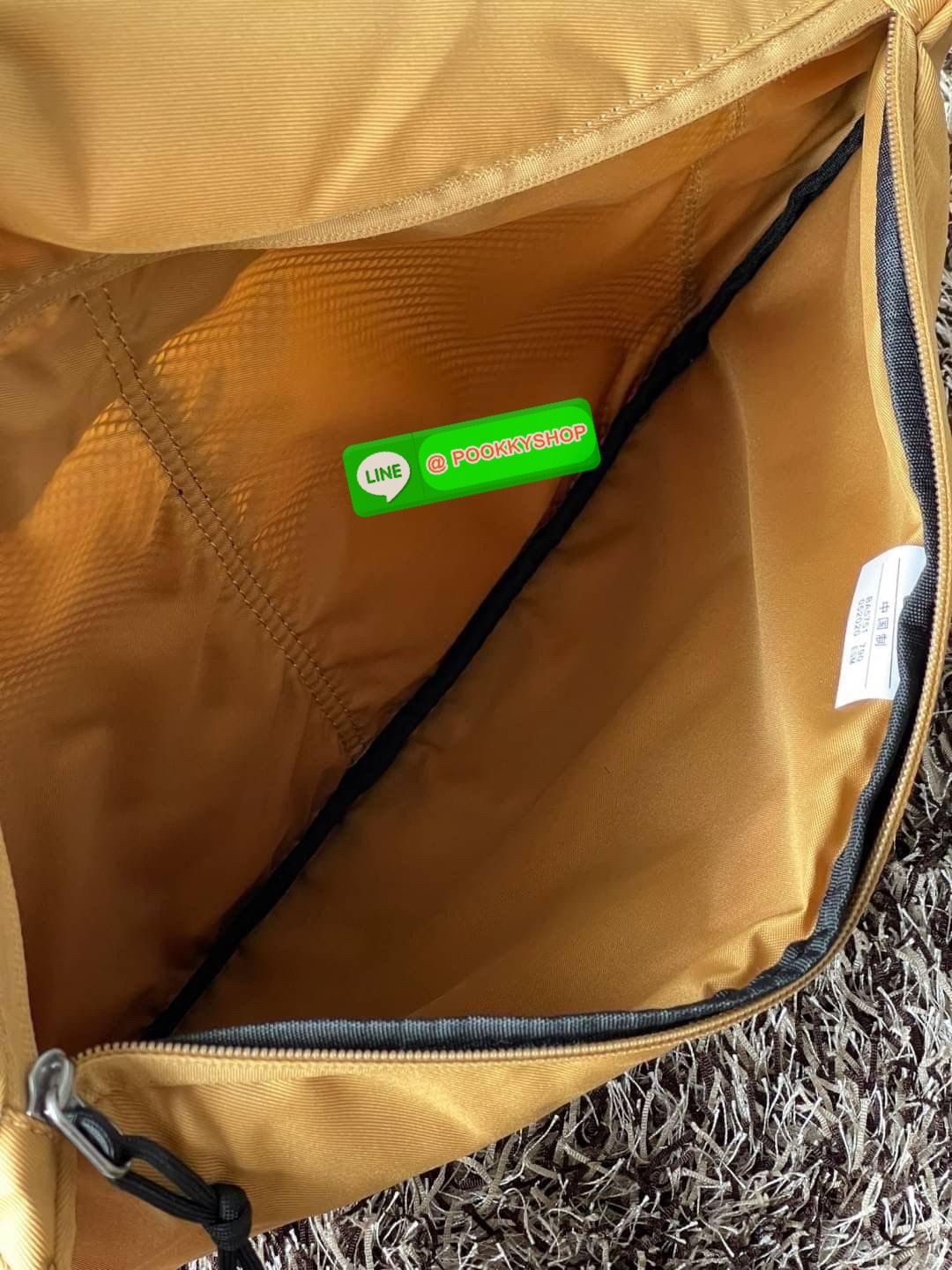 💕Nike Tech hip pack กระเป๋าคาดเอว Nike Tech รุ่นใหม่ชนช้อป!! ให้คุณหยิบใช้อุปกรณ์กีฬาและพกพาได้อย่างง่ายดาย พร้อมโดดเด่นด้วยกระเป๋าซิป 2 จุดสำหรับเก็บสิ่งของ และสายกระเป๋าแบบปรับได้เพื่อให้แนบกับลำตัว ใช้งานได้คล้องตัว ใส่ของได้จุสมใจเลยคร้า