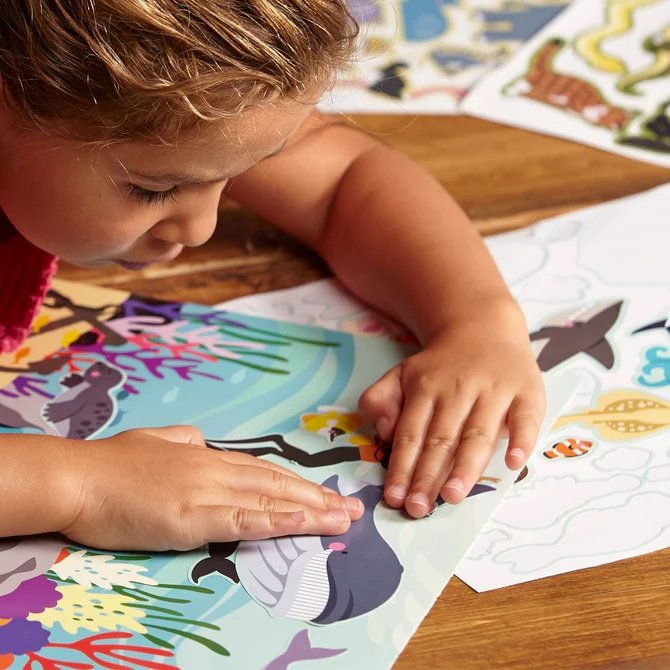 Melissa & Doug Reusable Sticker Pad สติกเกอร์รียูสซาเบิลสารพัดแบบพร้อมฉากหลัง