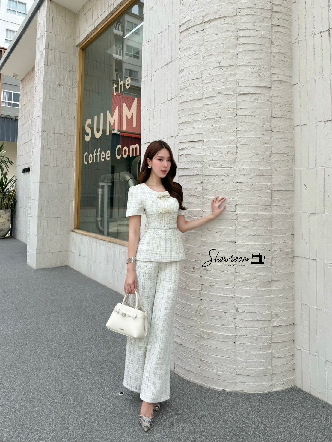 ชุดเซทแฟชั่น เซ็ตเสื้อแขนสั้น+กางเกงขายาว+เข็มขัดเข้าเซ็ต