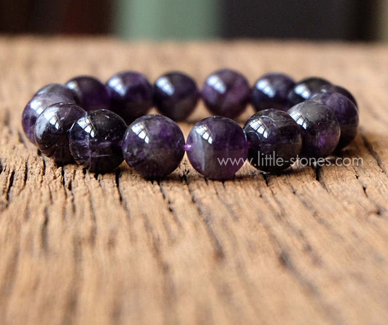 ++ Amethyst - อเมทิสต์ สีม่วงเข้ม เม็ดกลมขนาด 12 mm ++