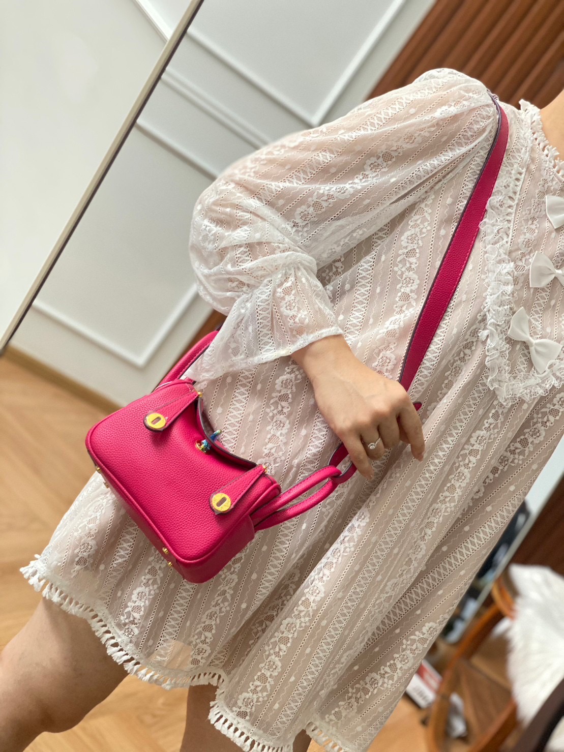 Mini LD 18 cm & 20 cm Lindy size แจ๋ว พร้อม Debut แล้วค่าพี่ๆ ตอกย้ำความปังของ LD collection ไม่ว่าจะทำมากี่ Size ก็หมดเกลี้ยง เติมสต็อคเเทบไม่ทัน การันตีความปังของนางด้วยไซส์จิ๋ว 18 cm ไปเลยค่า ใครว่าเล็กจะไม่เริ่ด คิดผิดค่ะ นางจุของเท่ารุ่นพี่ 20 เลยนะค