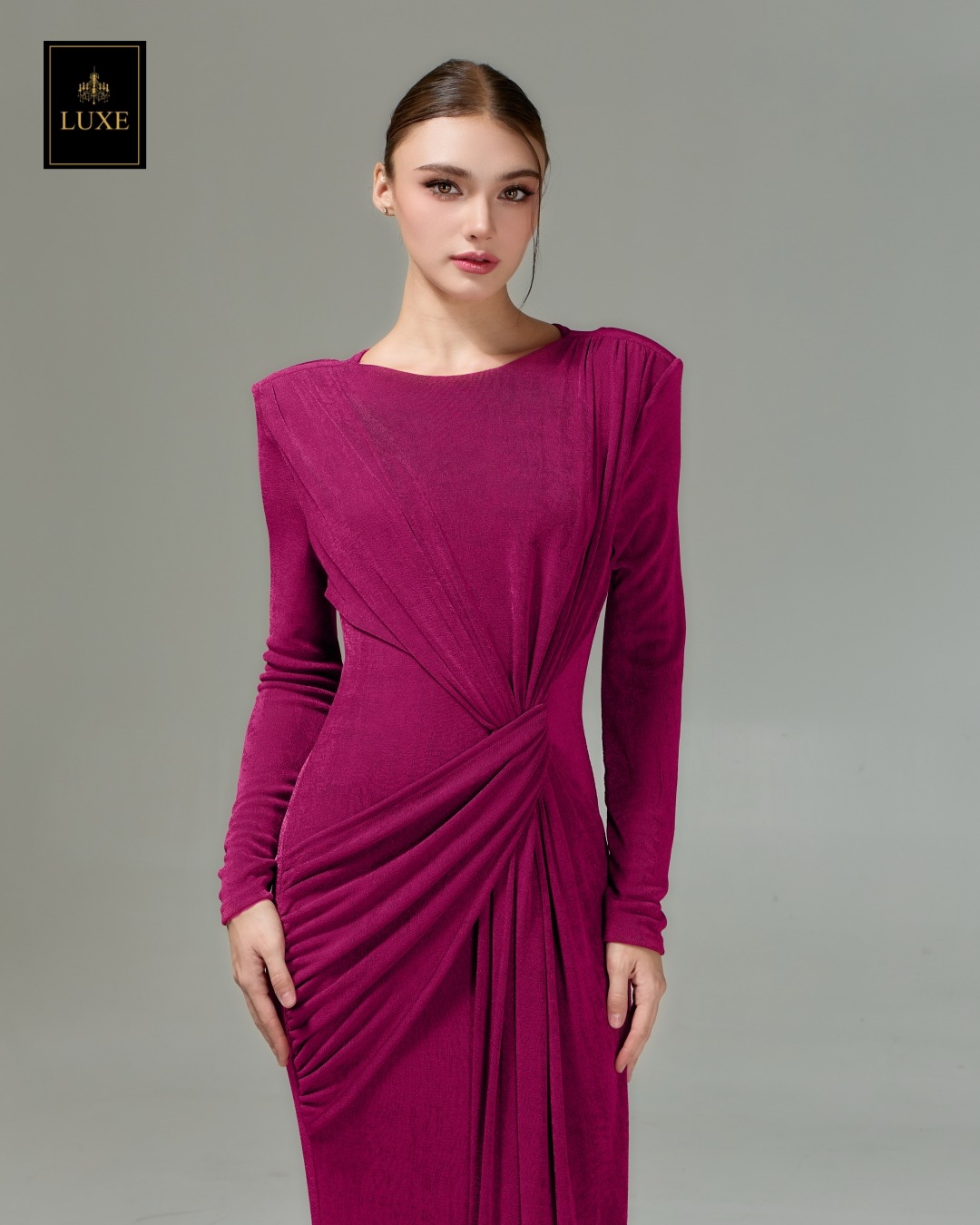 เดรสแฟชั่น แม็กซี่เดรสเสื้อคอกลมแขนยาว เสริมไหล่ กระโปรงยาวคลุมข้อเท้า