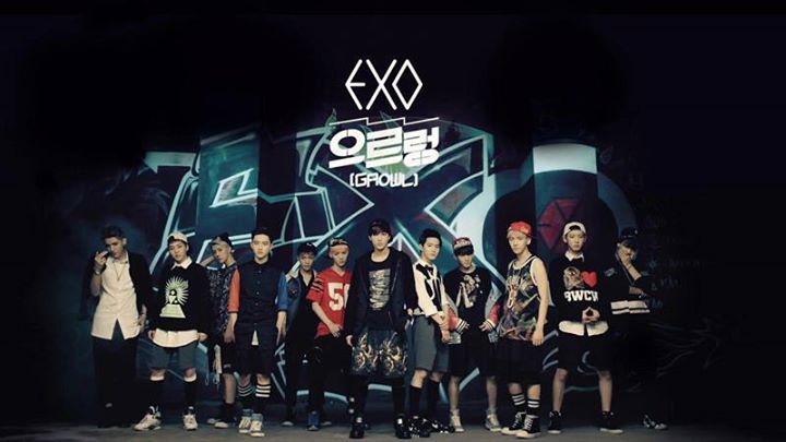 EXO FIRST ALBUM VOL 1 - XOXO (HUG VER) REPACKAGE