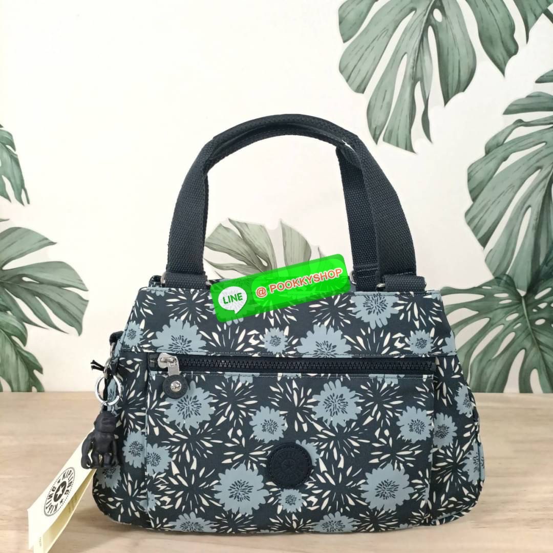 Kipling Damen Orelie Henkeltasche handbag กระเป๋าถือหรือสะพาย ขนาดกลาง วัสดุ Nylon 100% หูถือสูง 7 นิ้ว สายสะพายยาว 126ซม. มีช่องแยกใช้งานหลายช่อง ประกอบด้วย -ด้านหน้า ช่องซิปลึกถึงฐานกระเป๋า -ด้านหลัง ช่องซิปลึกถึงฐานกระเป๋า -ช่องใช้งานหลักด้านใน 3 ช่อง