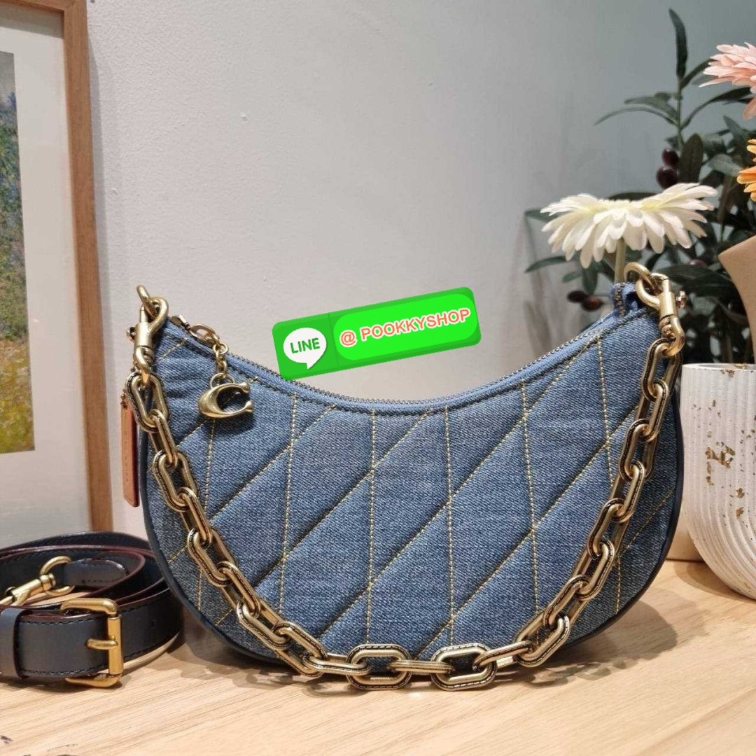 COACH CR679 MIRA SHOULDER BAG WITH QUILTING 🔅 Details ใหม่ล่าสุด แบบใหม่แบบสับ กับกระเป๋าสะพายดีไซน์สุดแซ่บ ทรงสวย สายสะพายไหล่โซ่สีทองสวยมีเสน่ห์ พร้อมสายสะพายข้างสีคุมโทน มันเริ่ดมากคุณน้า! เปิด-ปิดด้วยซิป หัวซิปมีพวงห้อยตัวซีเข้าเซ็ท ภายในโล่งก