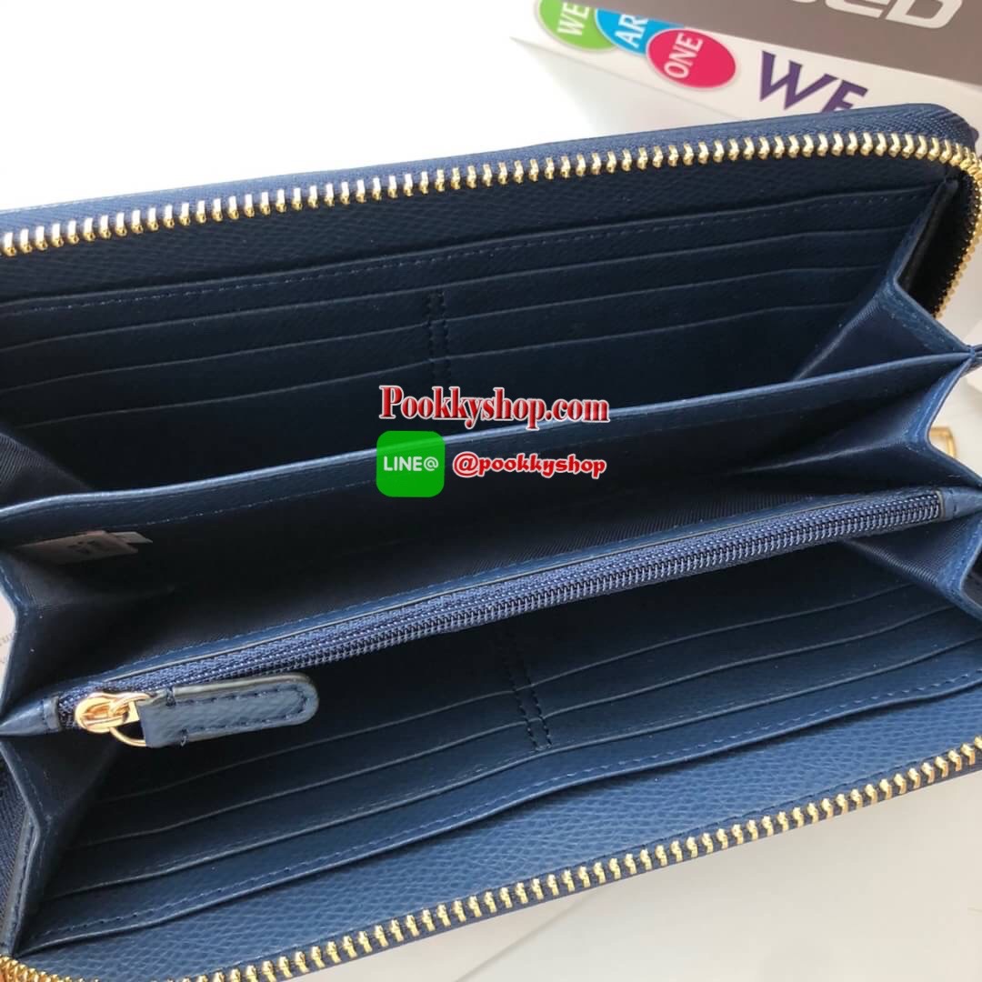 COACH Accordion Zip Wallet in Signature Coated Canvas with Leather กระเป๋าสตางค์ใบยาว เปิด-ปิดกระเป๋าด้วยซิปรอบ ด้านในมีช่องใส่บัตร ช่องใส่ธนบัตร และช่องซิปใส่เหรียญค่ะ