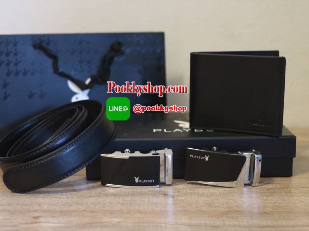 PLAYBOY LEATHER BELT & WALLET VALUE PACK Limited Edition จาก Playboy เซตสุดคุ้ม ในเซตจะมีเข็มขัด+หัวเข็มขัด2หัว และกระเป๋าสตางค์แบบ2พับ มีช่องใส่รูปใส่บัตรใส่ธนบัตรแยกเป็นสัดส่วน มาในกล่องแบรนด์สามารถมอบเป็นของขวัญได้
