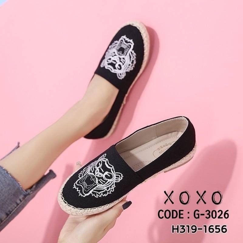 สินค้าพร้อมส่ง คัชชูผ้าแคนวาส ปักหน้าเสือ ผ้านุ่มใส่สบาย ด้านในเย็บนวม พื้นนุ่ม แมทส์ชุดง่าย ใส่เสื้อผ้าได้หลากหลาย