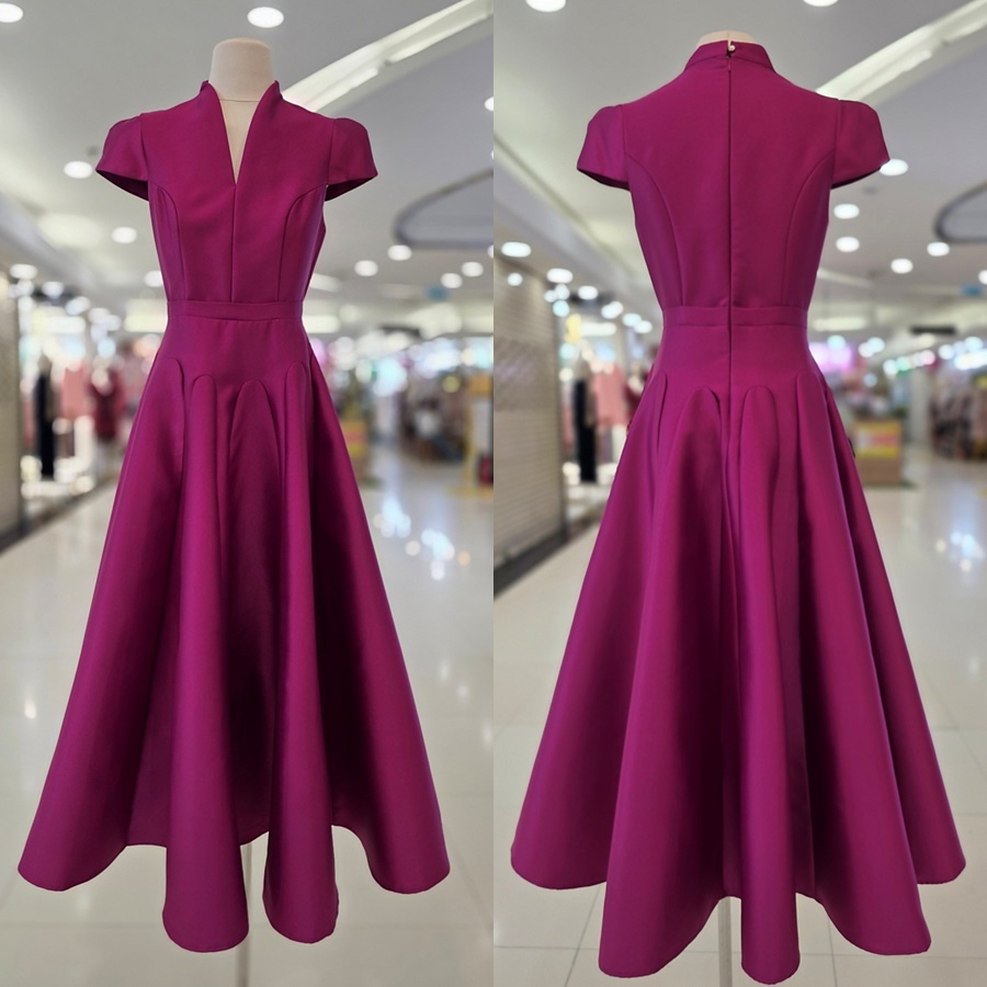 เดรสแฟชั่น เดรสเสื้อคอตั้ง แขนสั้น กระโปรงบาน