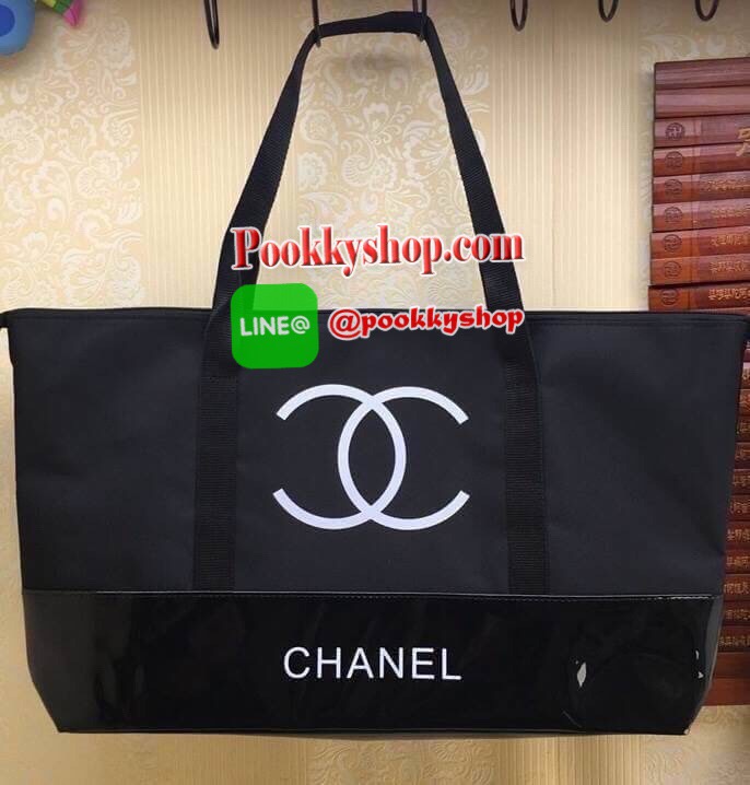 พร้อมส่ง Must Have! Chanel Beaute Black Sequin Shopping Bag กระเป๋าสะพาย ShoppingBag พรีเมี่ยมกิ้ฟ Limited Edition ของแท้นำเข้าจากเคาน์เตอร์ Chanel Beaute รุ่นใหม่ขนาดมินิประดับคริสตัลสีดำโลโก้ CC สุดคลาสสิคเปิดปิดด้วยซิปหัวซิปแบรนด์ ภายในมีโลโก้และช่องซิ