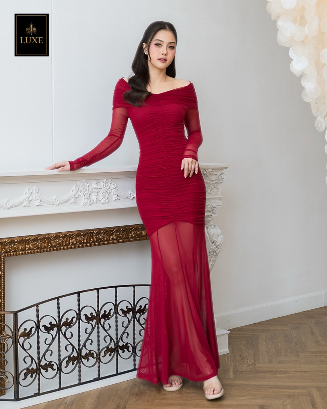 เดรสแฟชั่น แม็กซี่เดรส เสื้อแขนยาวเปิดไหล่ ดีเทลจับเดรป